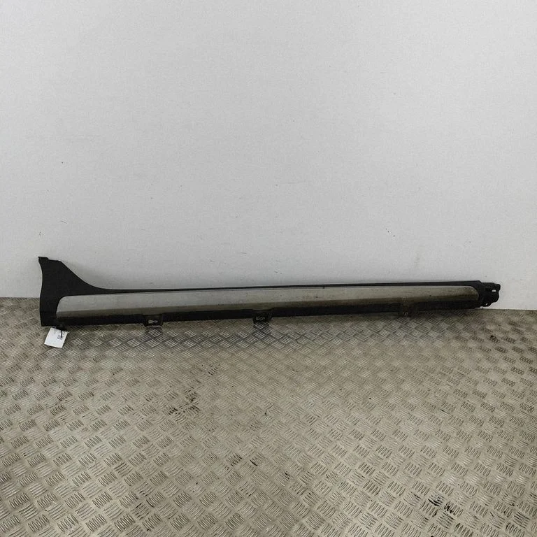 Próg J1BBA10154A1