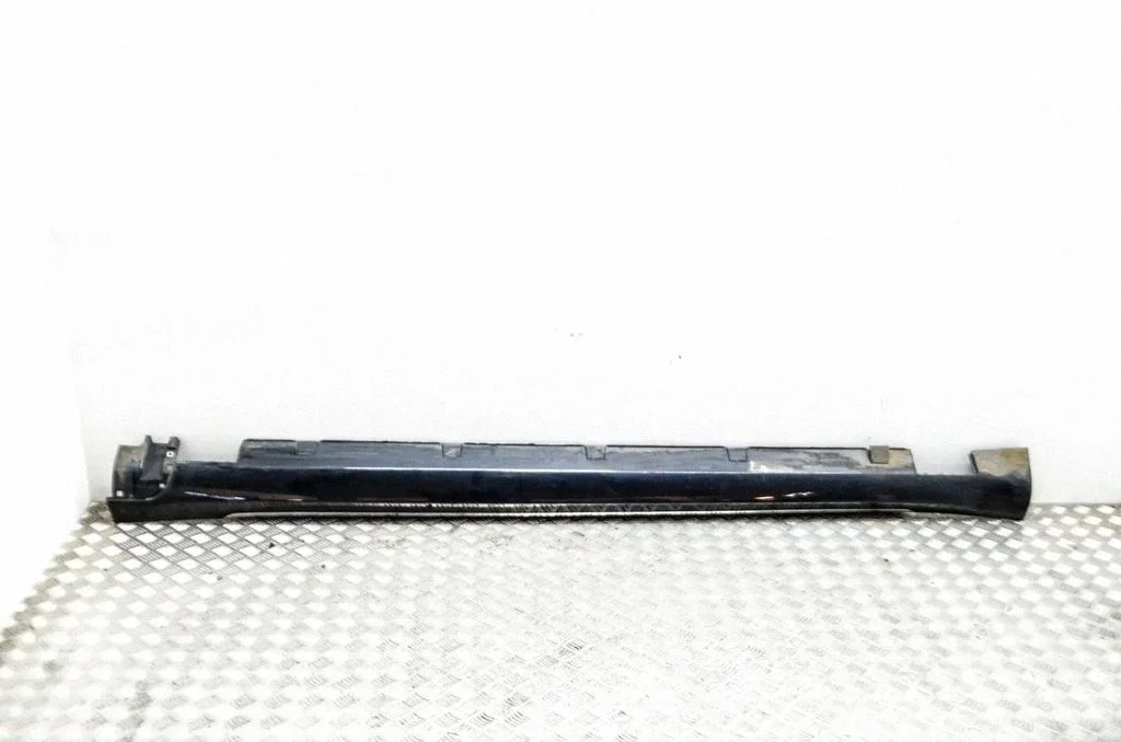 Sill – Tesla Model S (2012-)