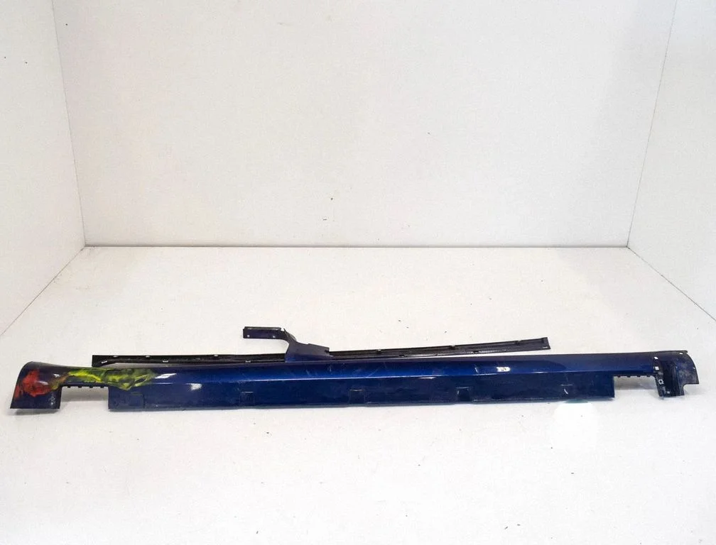 Sill 600587400J