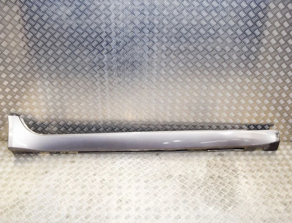 Slieksnis 8X23F10608A