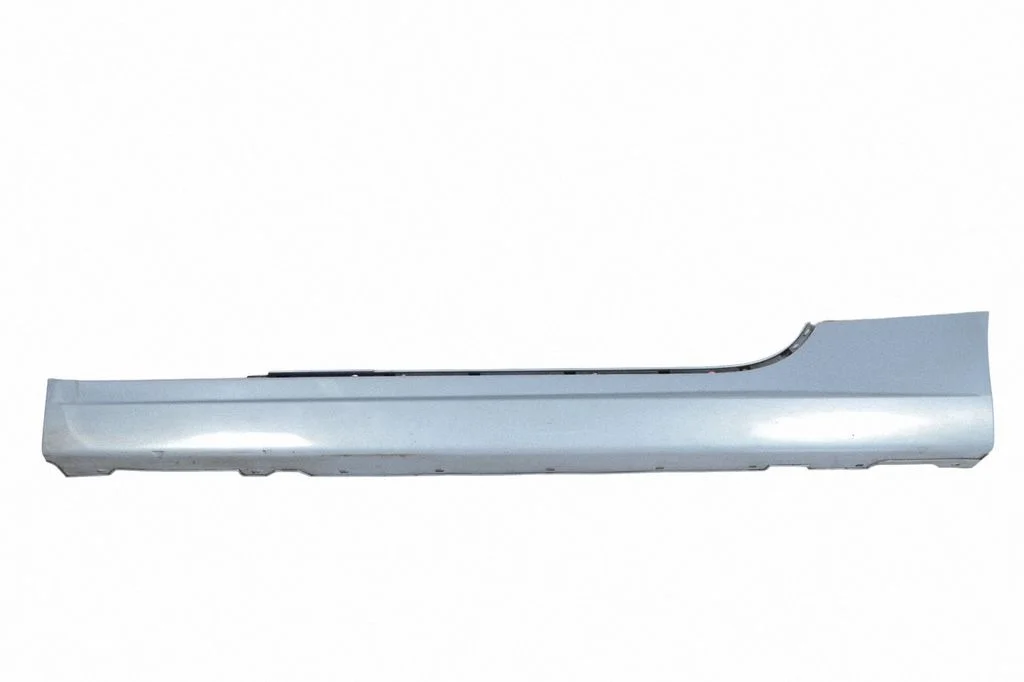 Sill 6W8310155A