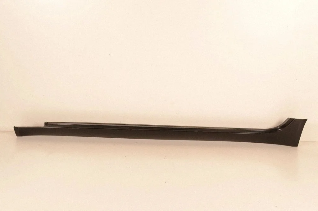 Sill 8X23F10609A