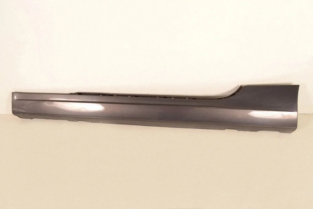 Sill 6W8310155A