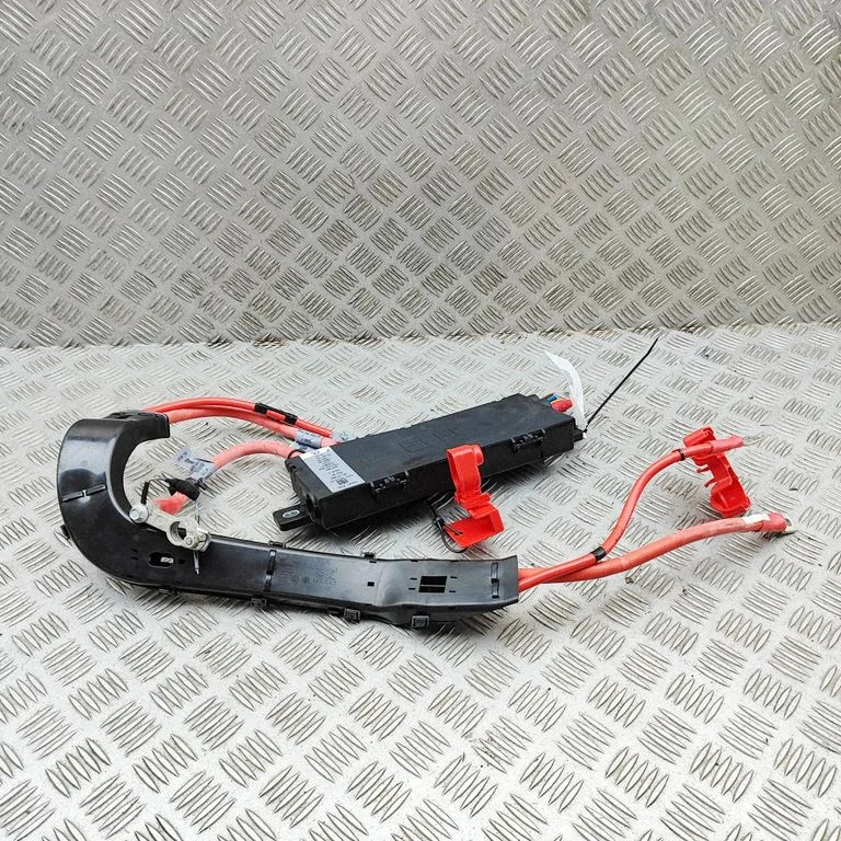 Plusa vadu savienojuma mezgls GX7314A390AK