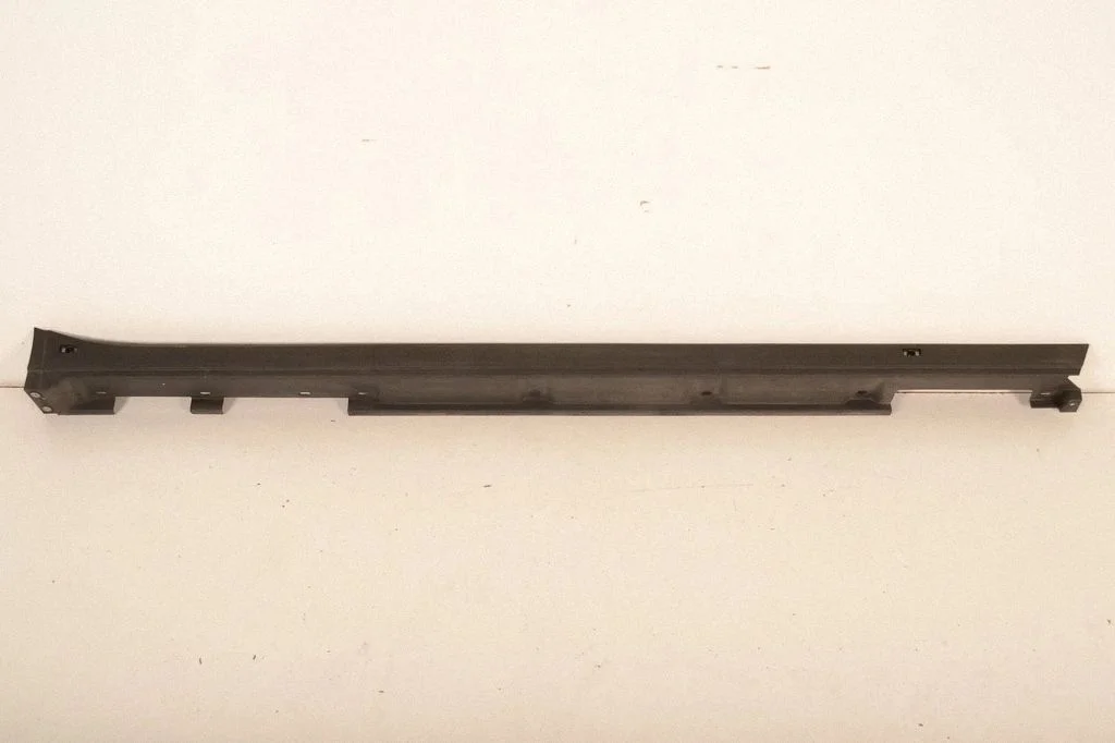 Sill – Lexus RX 450H (2016-)