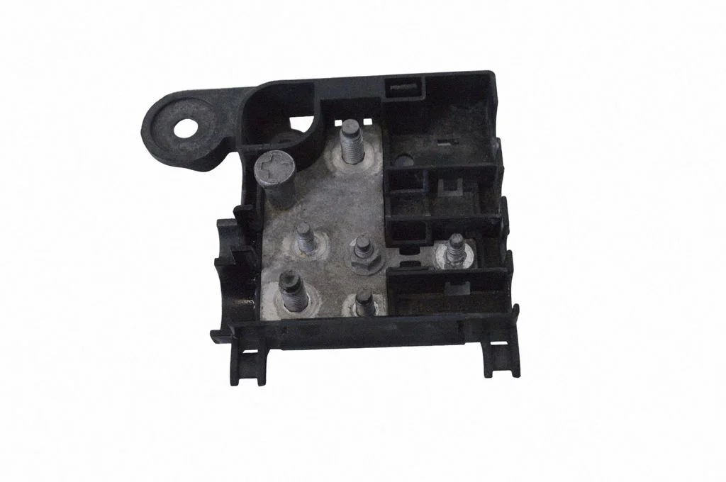 Plusa vadu savienojuma mezgls 8K0971228