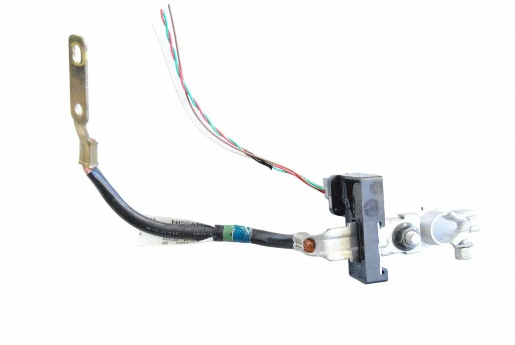 Plusa vadu savienojuma mezgls 240804GC0A