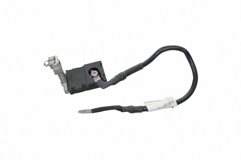 Plusa vadu savienojuma mezgls E07461900