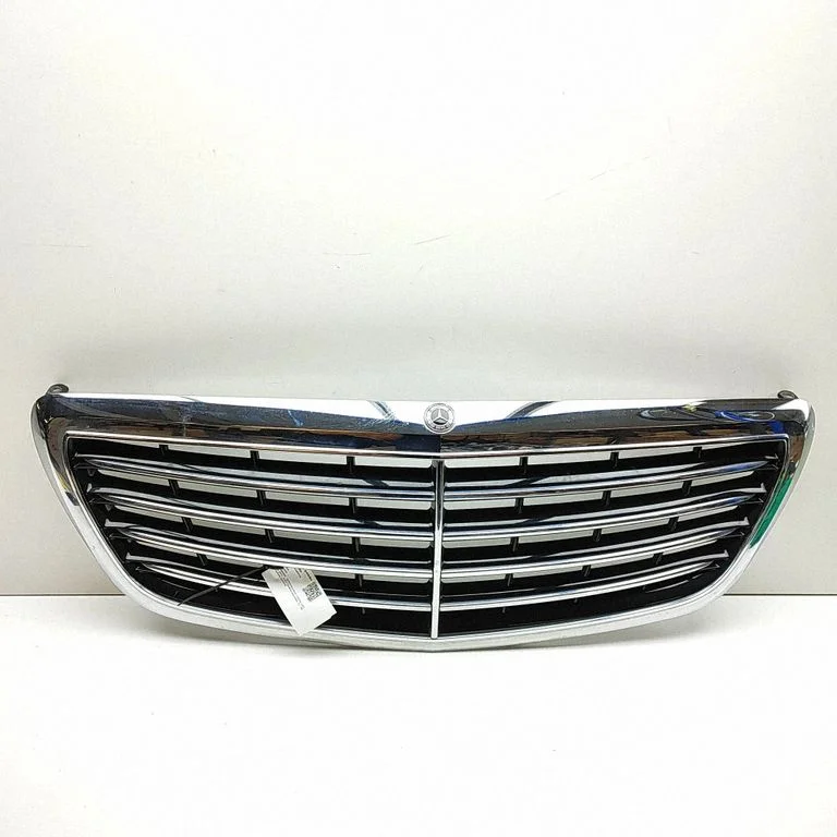 Atrapa przednia (grill) A2228800302