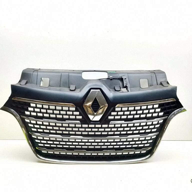 Atrapa przednia (grill) 623135428R