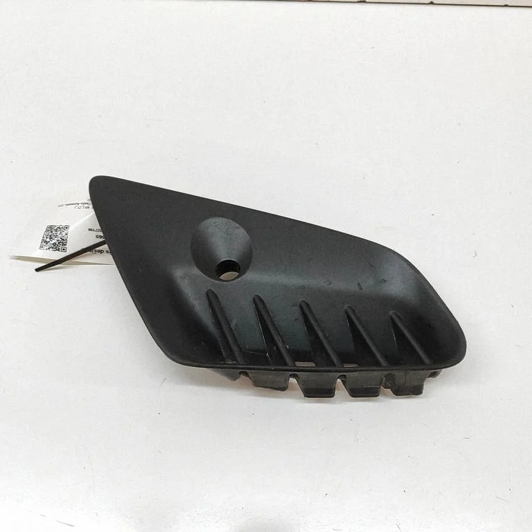 Atrapa przednia (grill) 5311778010
