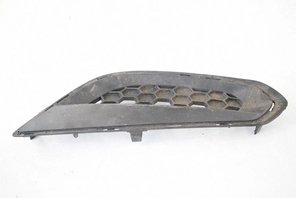 Front grill – Volvo S60 (2005-2010)