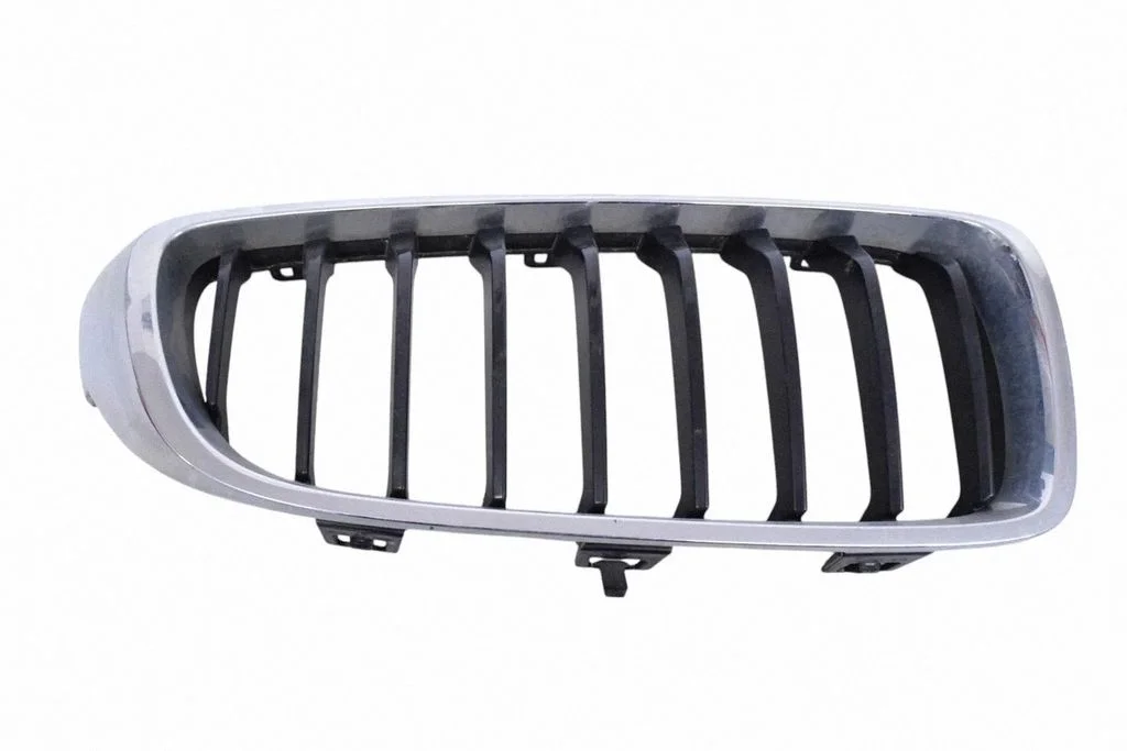 Atrapa przednia (grill) 7294814