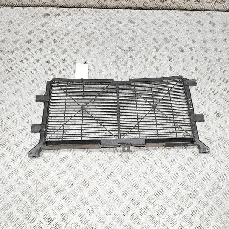 Front grill – Nissan Leaf II (ZE1) (2017-2025)