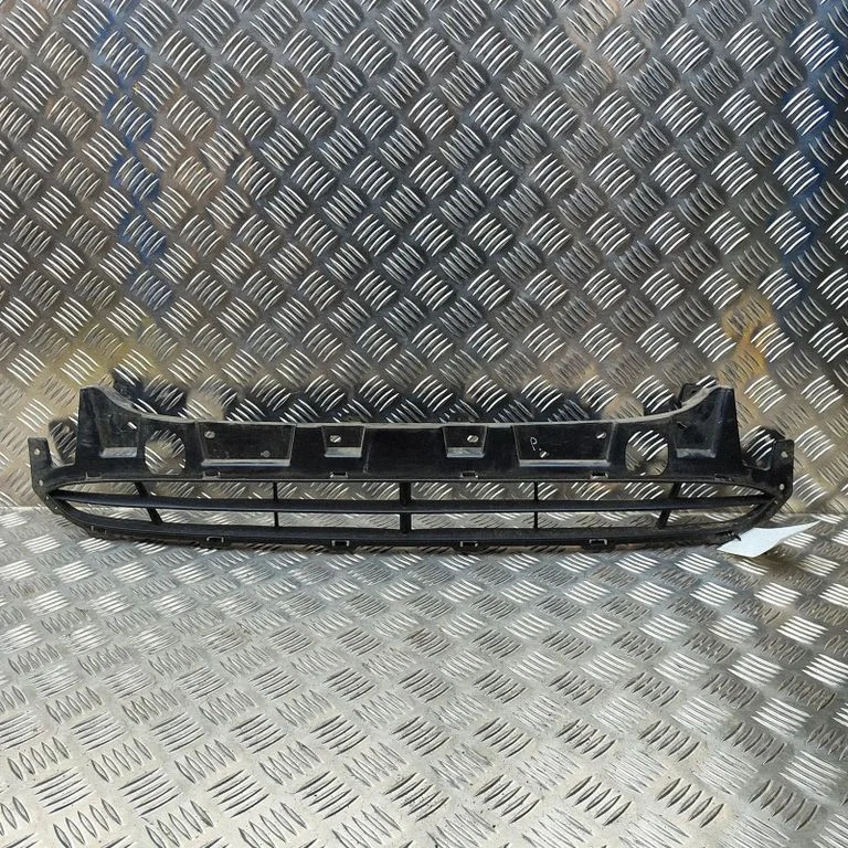 Atrapa przednia (grill) 865122B700