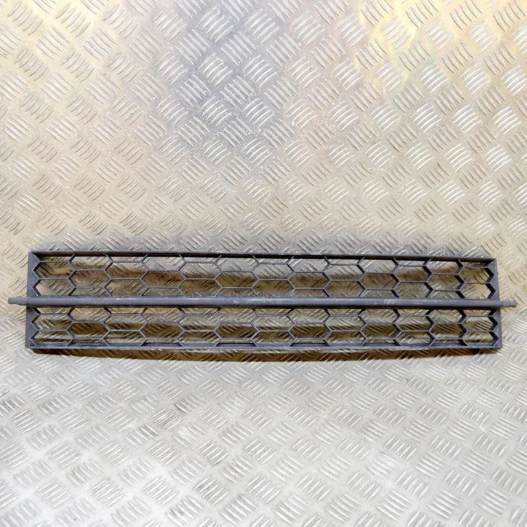 Atrapa przednia (grill) 5E0853677
