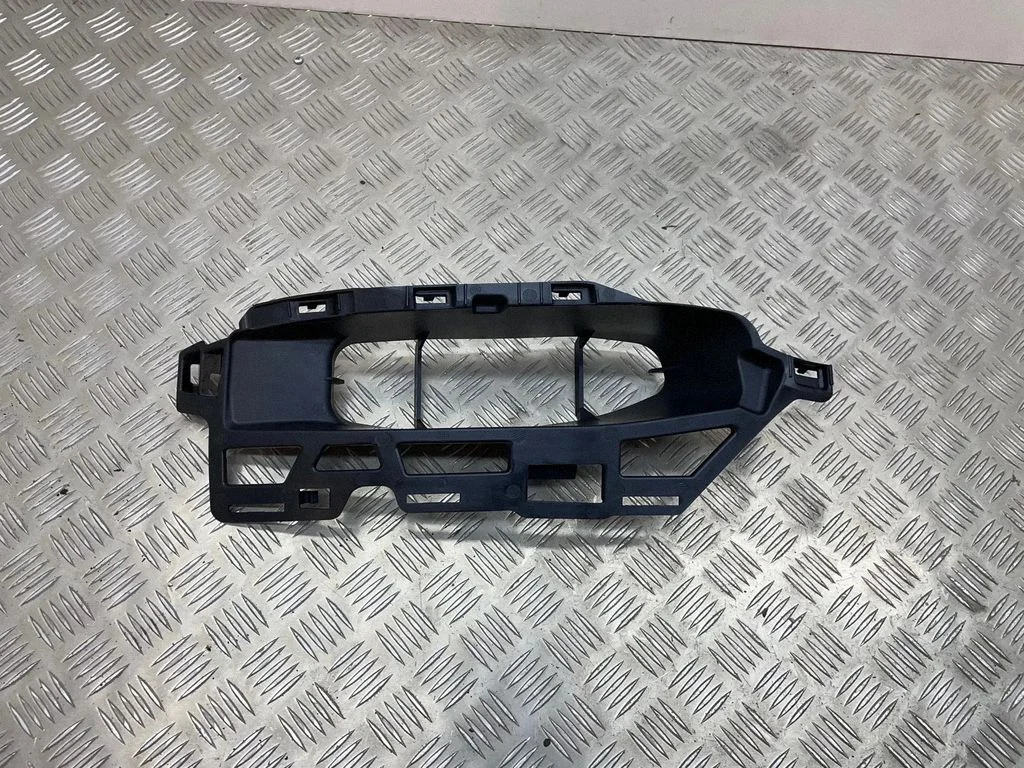 Atrapa przednia (grill) – Mercedes-Benz Klasa GLE W167 (2019-)