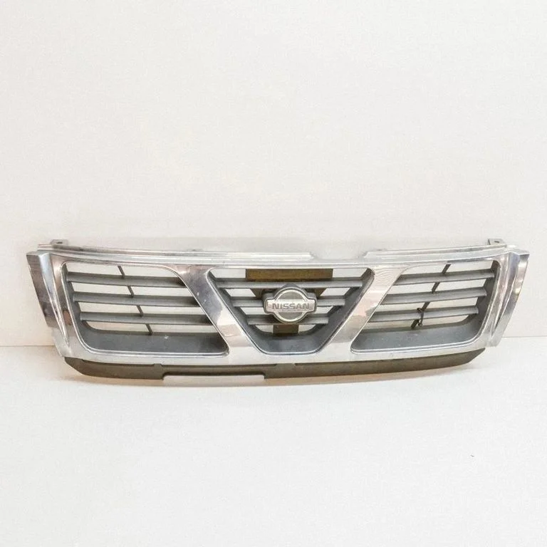 Front grill – Nissan Patrol Y61 (1997-2009)