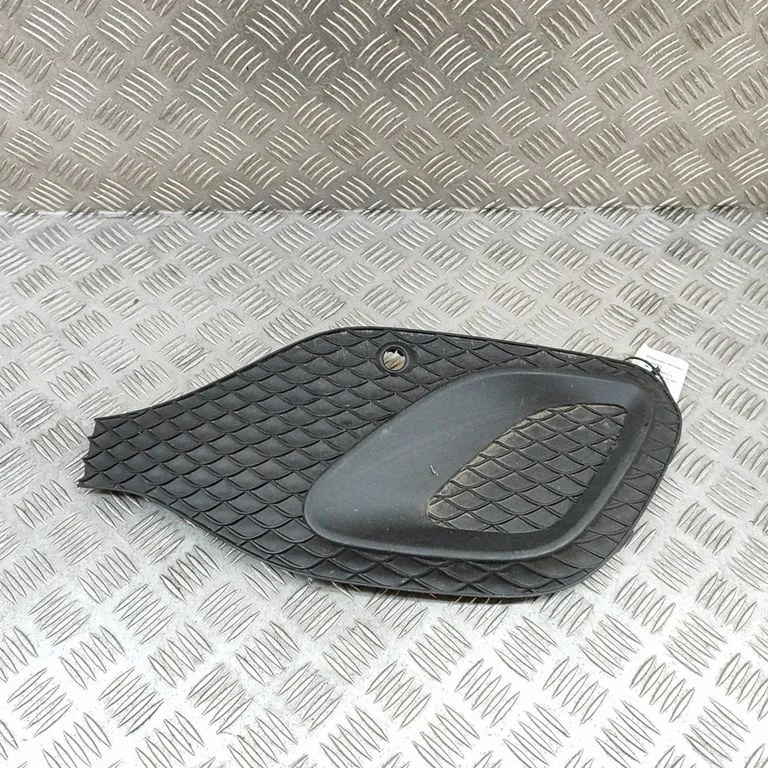 Front grill – Mercedes-Benz B-Class W247 (2018-)