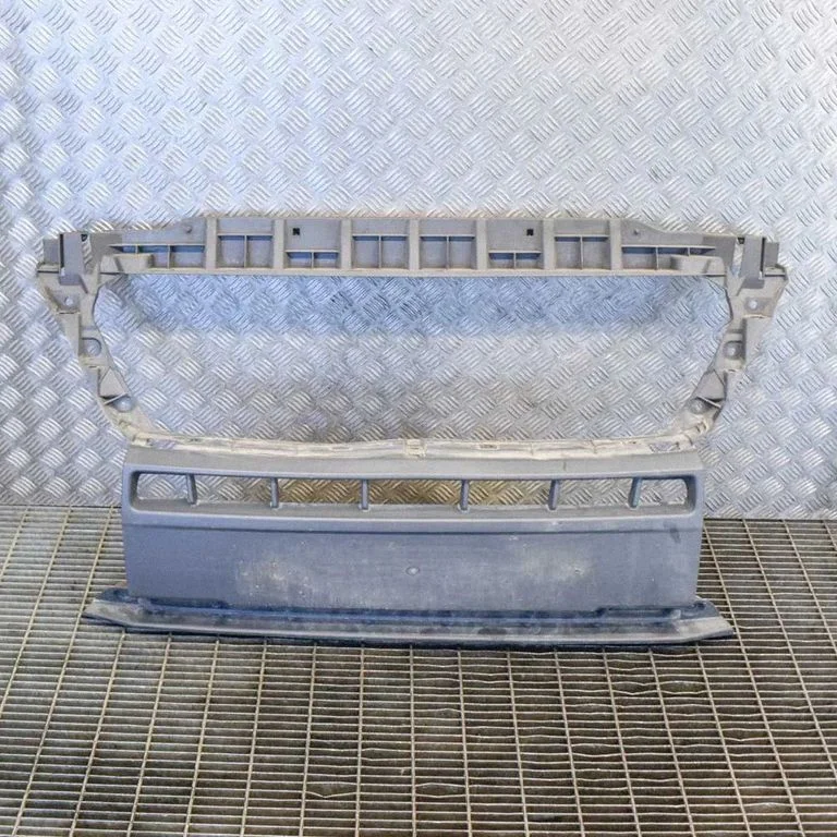 Front grill 1315077070