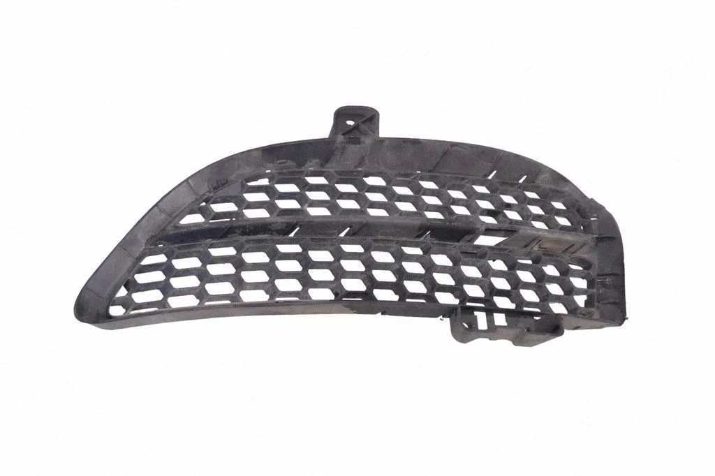 Front grill – Volkswagen Touareg I (2002-2010)