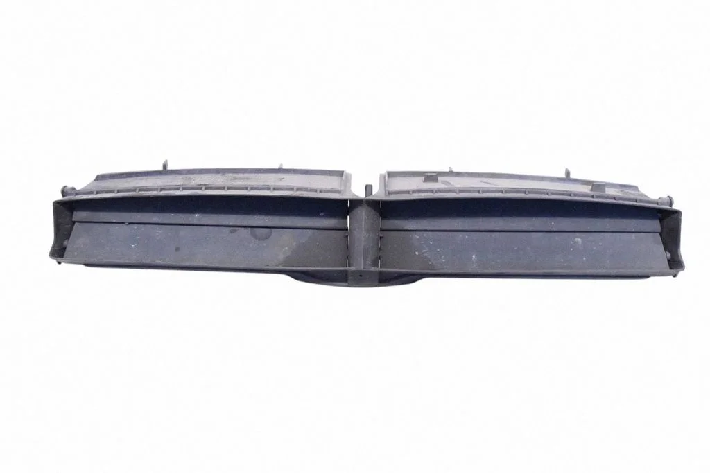 Atrapa przednia (grill) – Tesla Model Y (2020-)