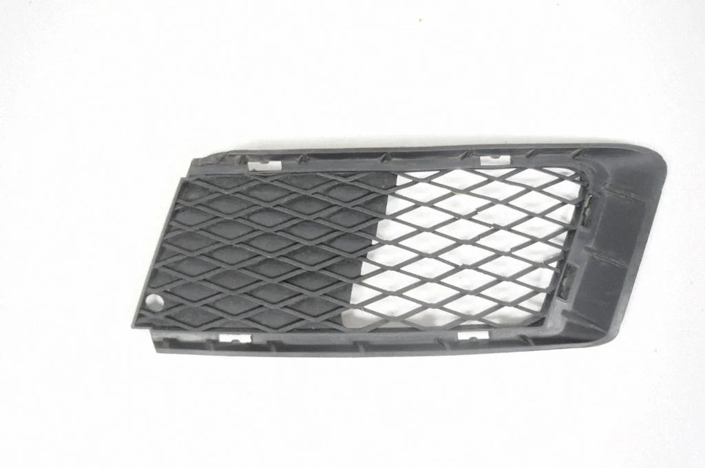 Front grill – left