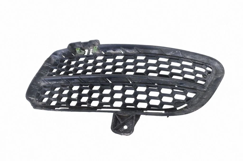 Front grill – Volkswagen Touareg I (2002-2010)