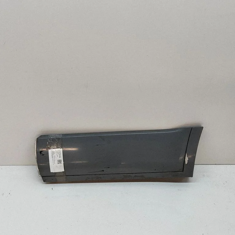 Rear door trim (molding) – Land Rover Range Rover Evoque L538 (2011-2018)