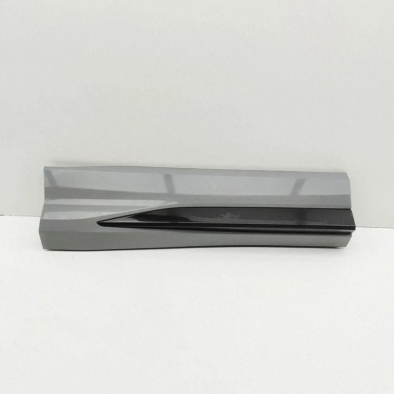 Tagaukse liist (mold) 83A853970B