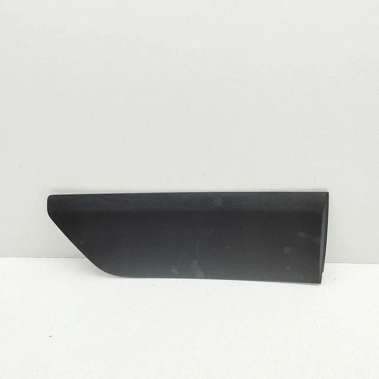 Tagaukse liist (mold) 86734AT000
