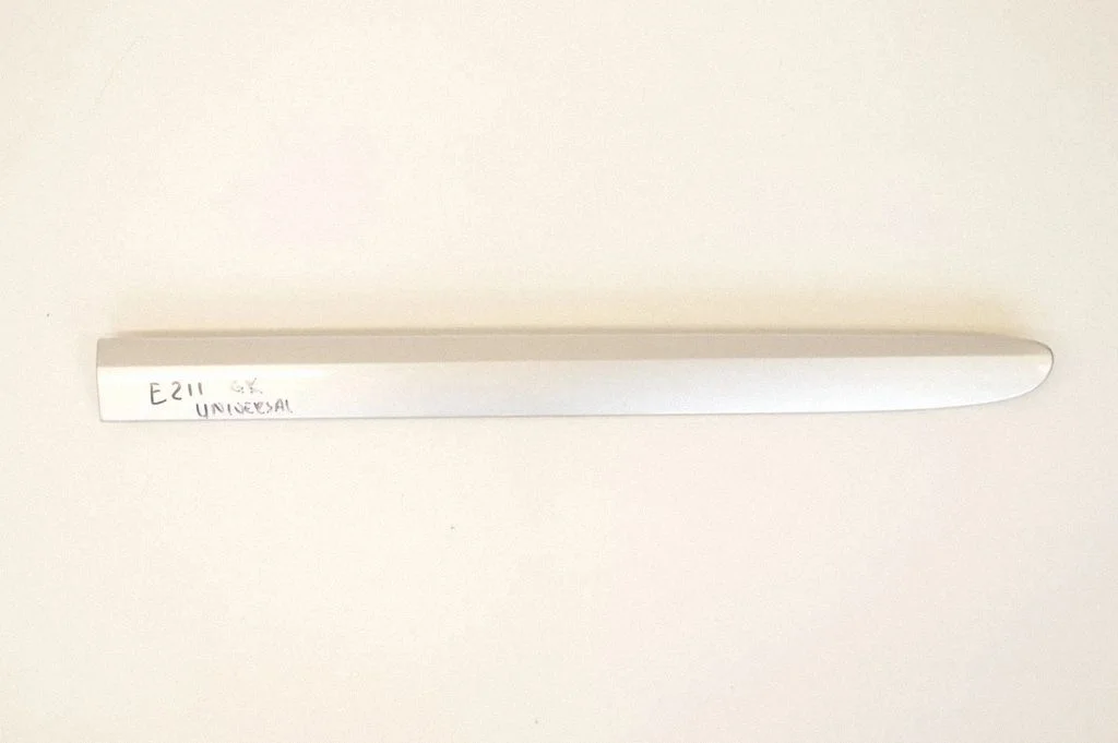 Tagaukse liist (mold) – Mercedes-Benz E-klass W211 (2002-2009)