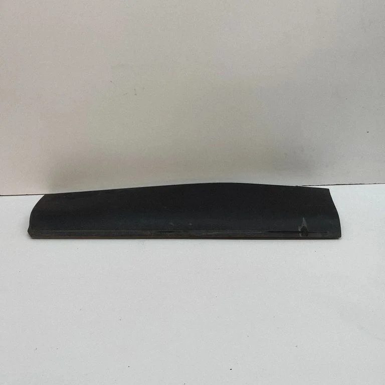 Tagaukse liist (mold) 4L0853969D