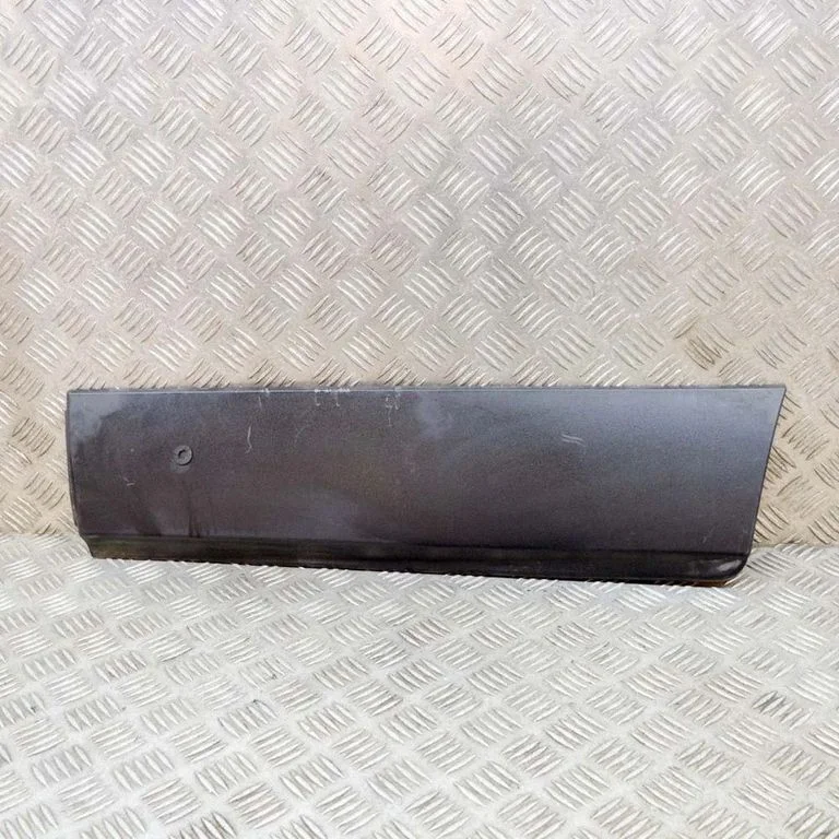 Rear door trim (molding) 95157446