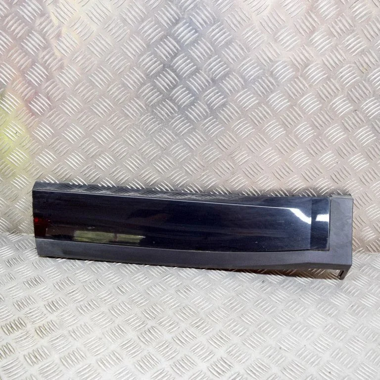 Tagaukse liist (mold) J9C3274A49B