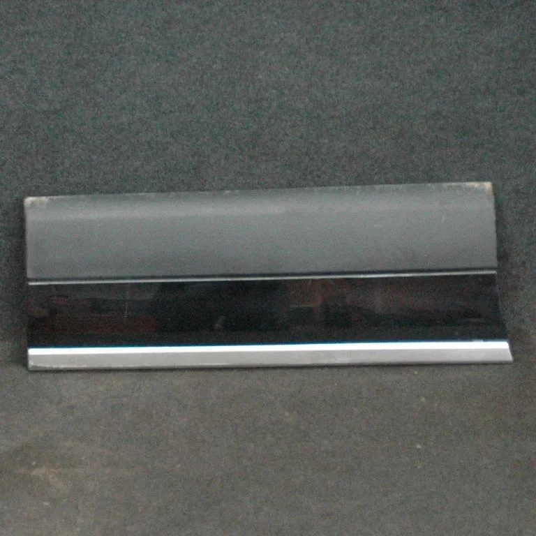 Rear door trim (molding) – Land Rover Range Rover L405 (2013-2021)