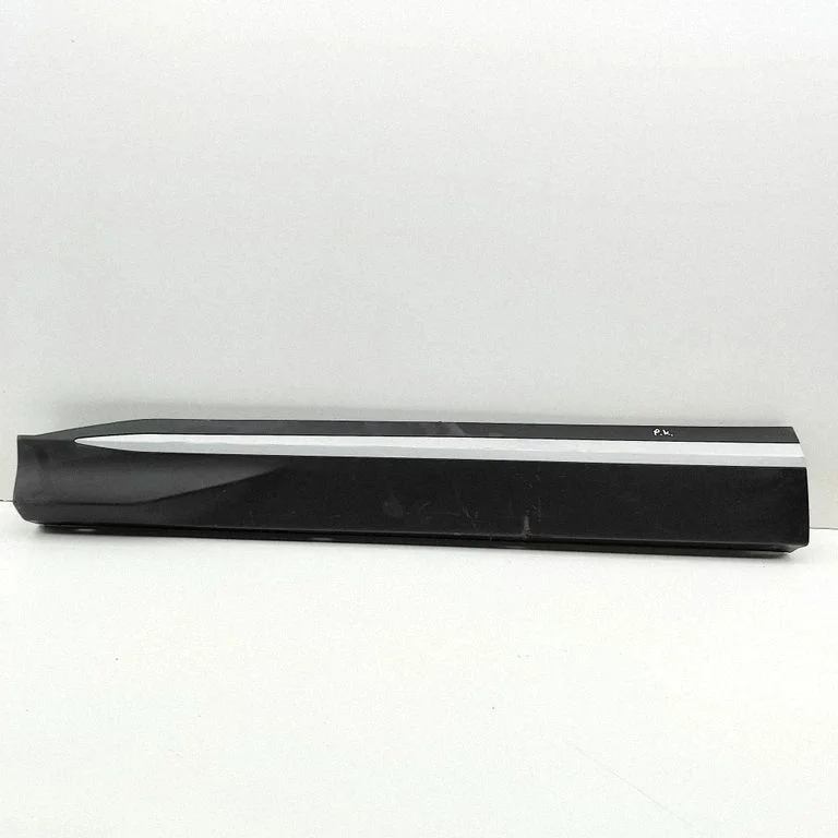 Front door trim (molding) SA3HK5402841