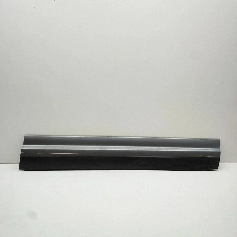 Front door trim (molding) – Porsche Cayenne (92A) (2010-2017)