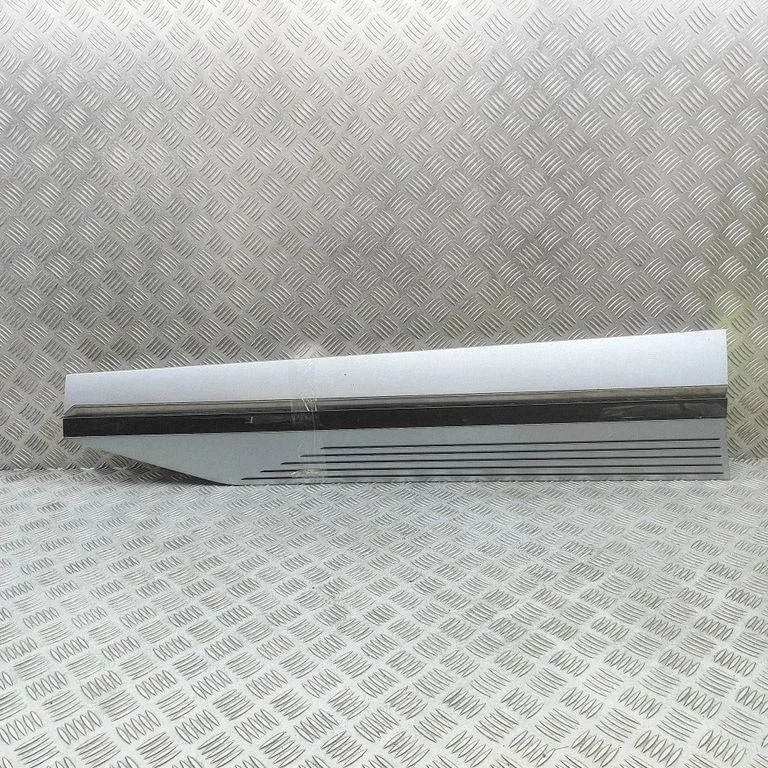 Esiukse liist (mold) 87722GI100