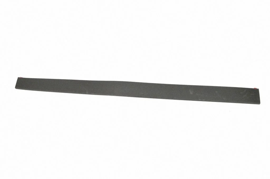 Front door trim (molding) – Tesla Model S (2012-)