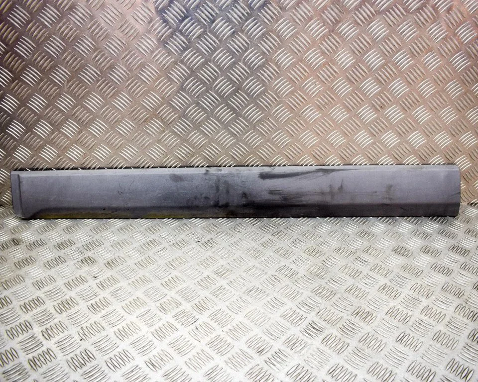 Front door trim (molding) 96660213
