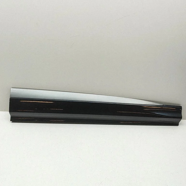 Esiukse liist (mold) 8MA853960