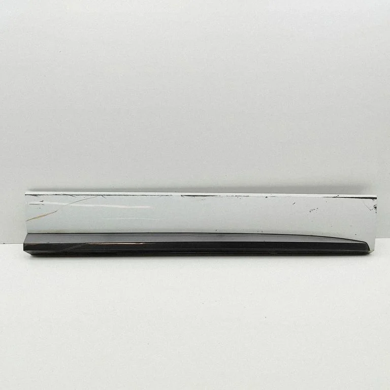 Esiukse liist (mold) 575854940G