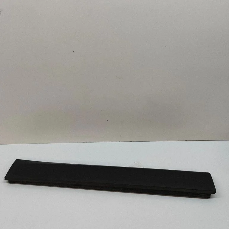 Front door trim (molding) FM2960400060C