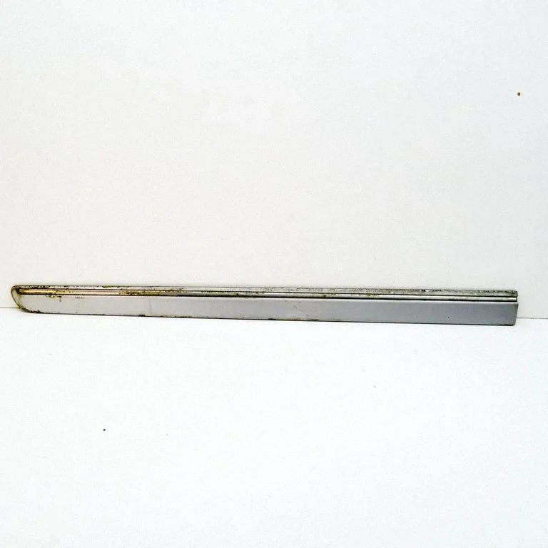 Esiukse liist (mold) – Mercedes-Benz B-klass W245 (2005-2011)