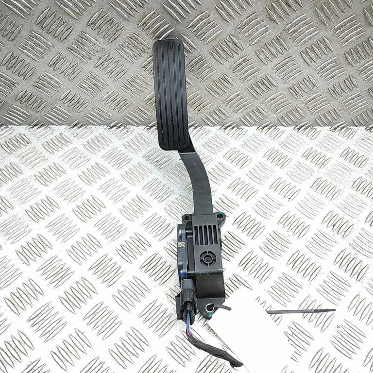 Accelerator throttle pedal F01R00X112 – MG MG5 ev (2020-2022)