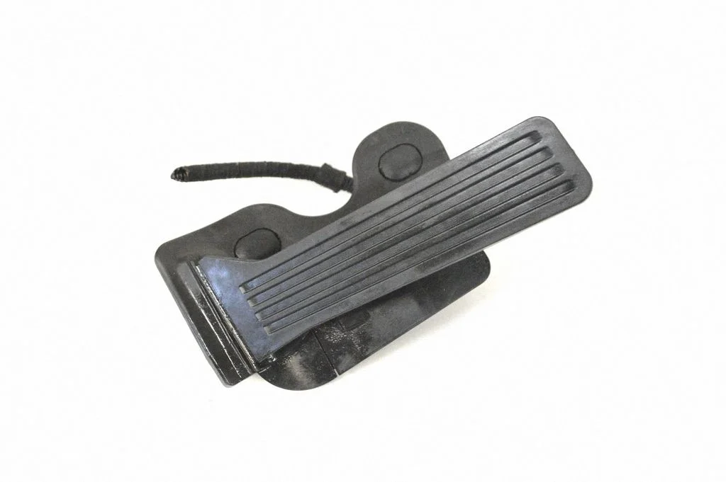 Accelerator throttle pedal – Mazda CX-5 (2012-2017)