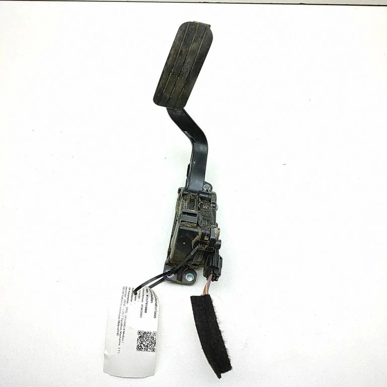 Accelerator throttle pedal 6PV009085