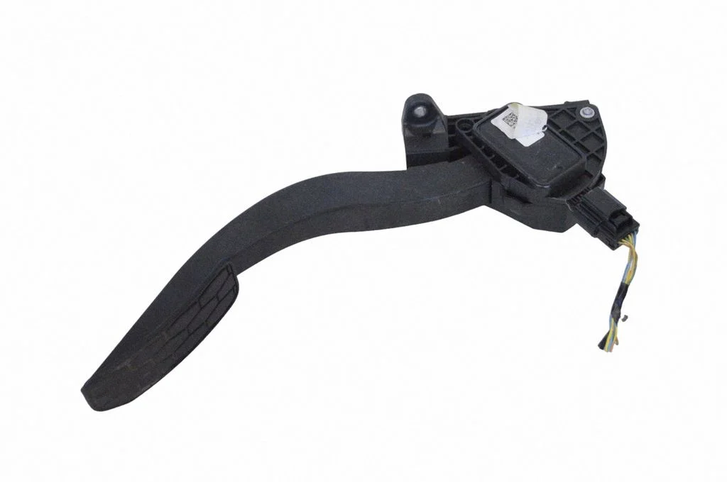 Accelerator throttle pedal HK839F836DA