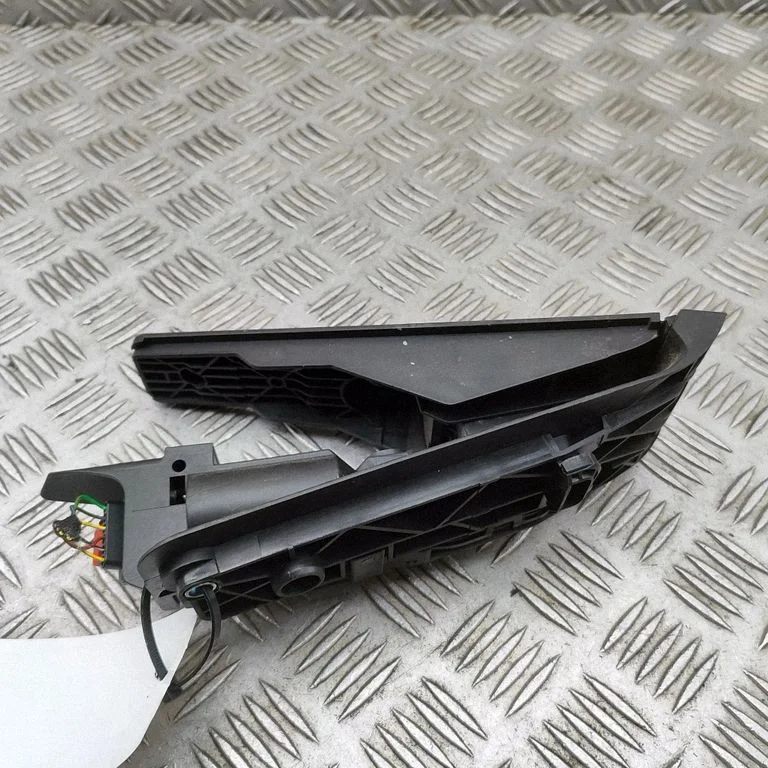 Accelerator throttle pedal – Porsche Taycan 9J1 (2019-)
